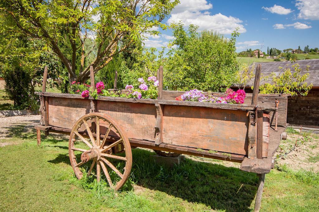 Farm stay Podere Camollia Costalpino